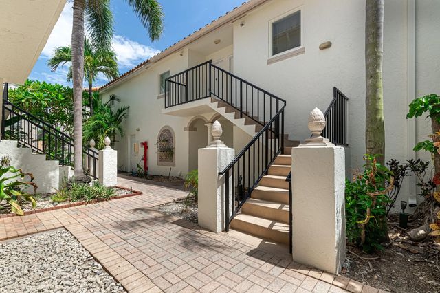 5 of 42 - 1145 Lake Shore Drive #206, Lake Park, FL
