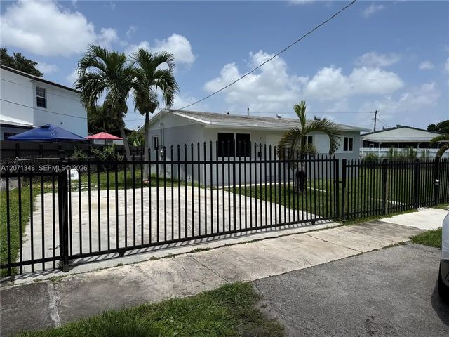 2 of 2 - 15300 Railroad Drive, Miami Gardens, FL