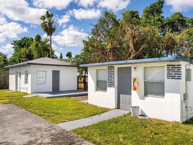 4 of 14 - 1239 Ne 110th Street, Miami, FL