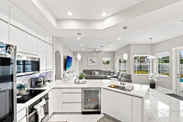3 of 63 - 470 Sw Mccomb Avenue, Port St. Lucie, FL