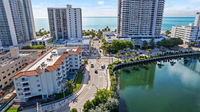 2600 Collins Avenue #204, Miami Beach