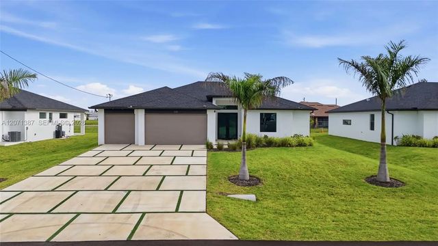 325 Ne 15th Terrace, 