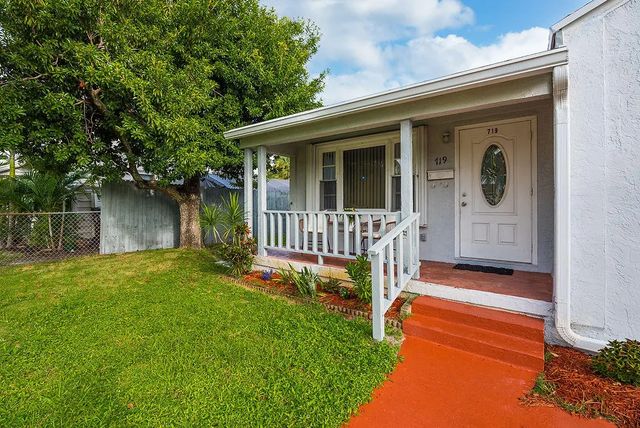 5 of 31 - 719 Summit Boulevard, West Palm Beach, FL