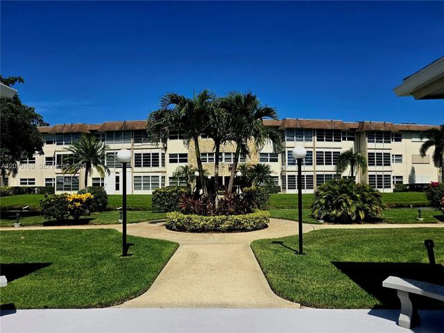 3405 Nw 48th Avenue #601, Lauderdale Lakes