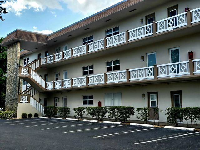 2 of 38 - 3405 Nw 48th Avenue #601, Lauderdale Lakes, FL