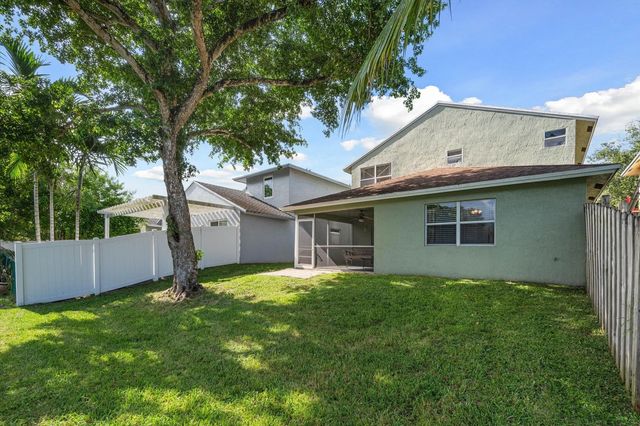 5 of 64 - 3840 Nw 23rd Place, Coconut Creek, FL