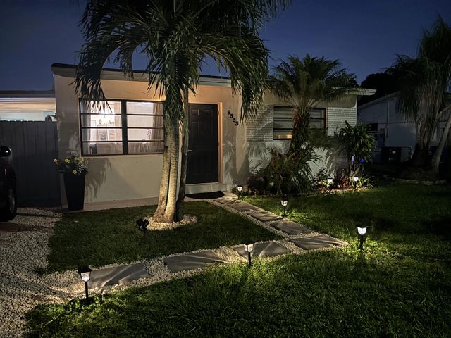 3 of 26 - 6533 Sw 19th Street, Miramar, FL