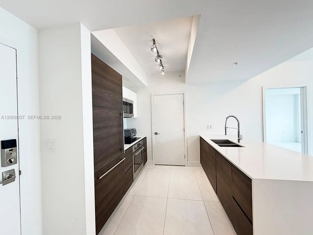 3 of 31 - 301 Altara Avenue #609, Coral Gables, FL