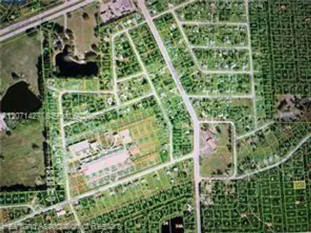 2 of 4 - 811 Yellowtail Lane, Punta Gorda, FL