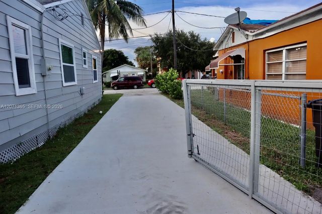 2 of 15 - 1112 11th Street, West Palm Beach, FL
