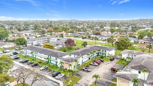 3 of 16 - 6730 Arbor Drive #202, Miramar, FL
