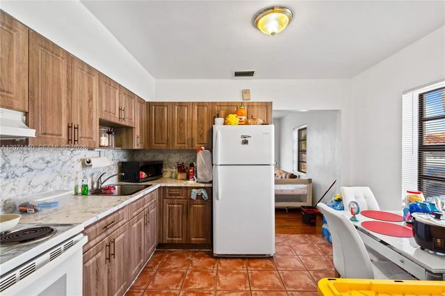 5 of 40 - 3445 Nw 2nd Street, Miami, FL