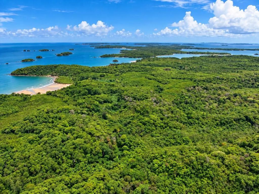 San Agustin Beach, 
