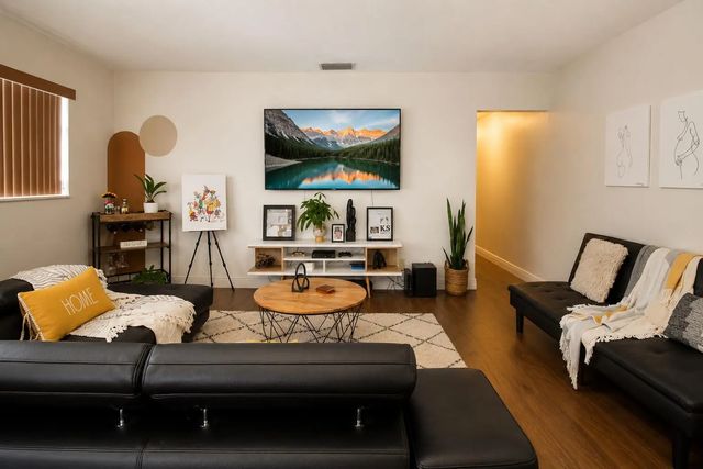 5 of 18 - 2121 Ne 68th Street #201, Fort Lauderdale, FL