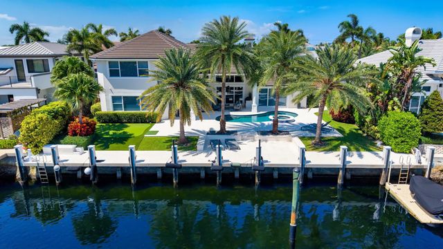 2 of 50 - 2520 Ne 35th Street, Lighthouse Point, FL