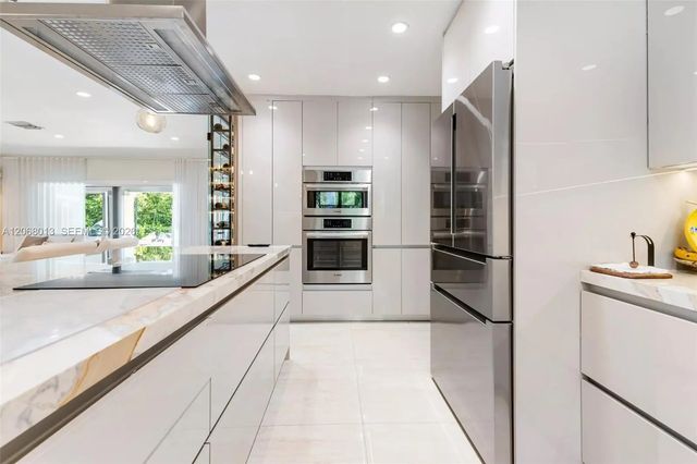 4 of 51 - 7340 Sw 120th Street, Pinecrest, FL