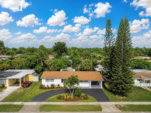 3 of 39 - 621 Sw 30th Avenue, Fort Lauderdale, FL
