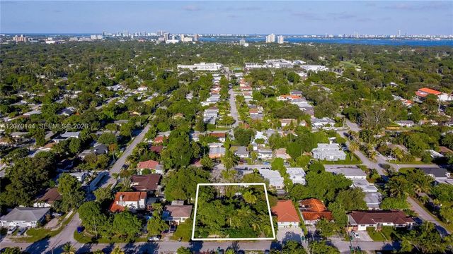 10901 Ne 3rd Avenue, Miami