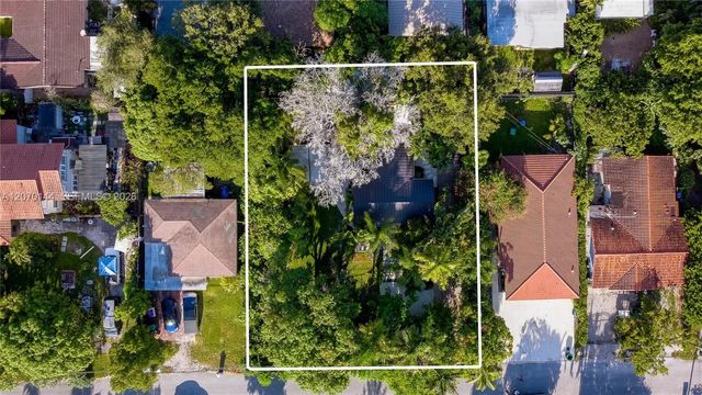 2 of 39 - 10901 Ne 3rd Avenue, Miami, FL