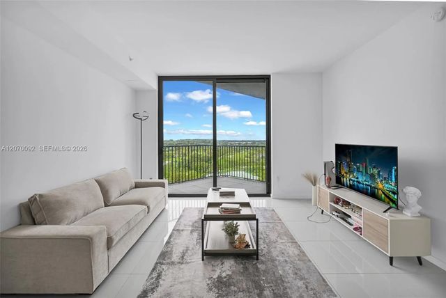 2 of 26 - 5300 Paseo Boulevard #1410, Doral, FL