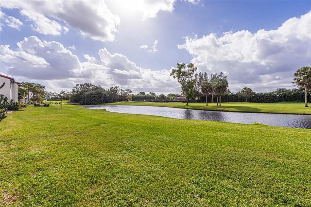 4 of 35 - 21529 Cypress Hammock Drive #35j, Boca Raton, FL