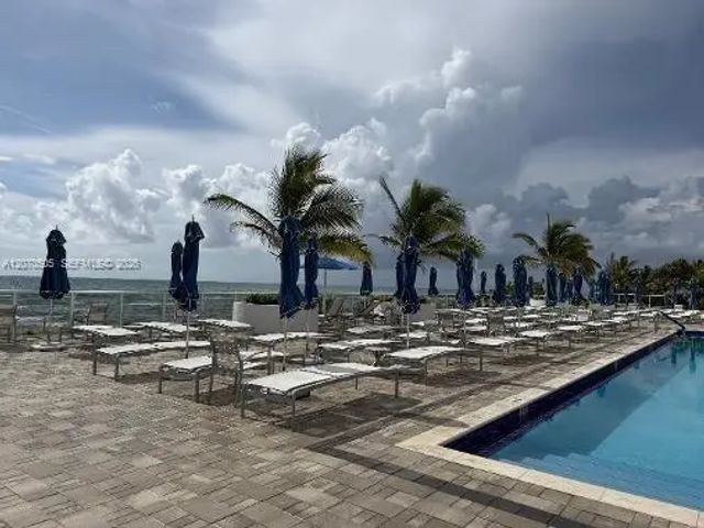 4 of 10 - 1904 S Ocean Drive #1107, Hallandale Beach, FL