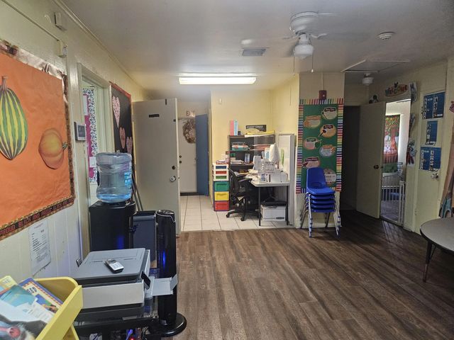 4 of 8 - 1081 Nw 24th Avenue, Pompano Beach, FL