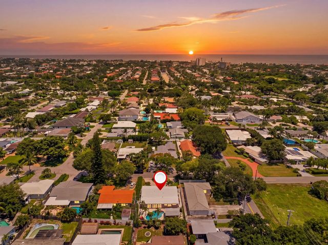 2 of 108 - 2511 Ne 20th Avenue, Lighthouse Point, FL