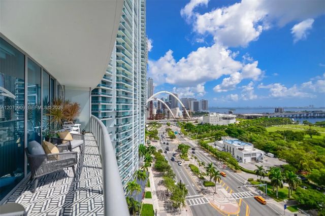 888 Biscayne Boulevard #1509, Miami