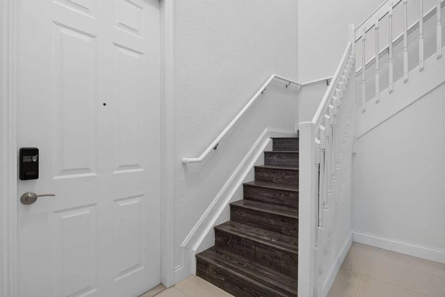 5 of 34 - 7940 Exeter Circle E #201, Tamarac, FL