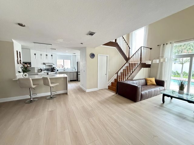 4 of 23 - 4742 Nw 5th Court, Coconut Creek, FL
