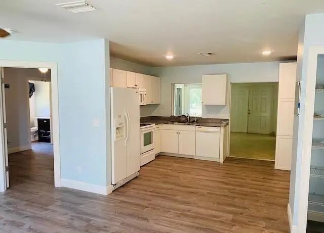 5 of 8 - 291 22nd Street Ne, Naples, FL