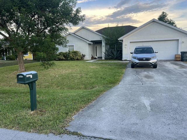 2 of 16 - 782 Sw Crean Terrace, Port St. Lucie, FL