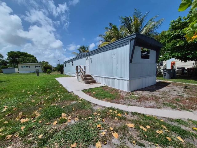 5 of 24 - 2407 Nw 20th Avenue, Boynton Beach, FL