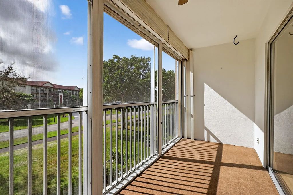 12750 Sw 4th Court #307j, Pembroke Pines