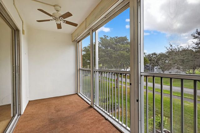 4 of 42 - 12750 Sw 4th Court #307j, Pembroke Pines, FL
