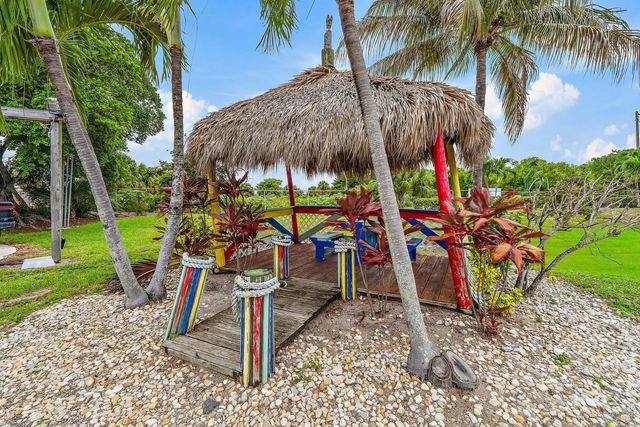 4 of 10 - 640 Ne Ocean Boulevard, Stuart, FL