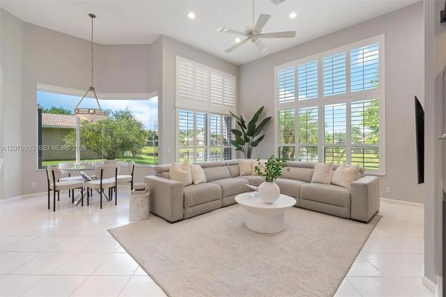 3 of 22 - 2733 Meadowood Drive, Weston, FL