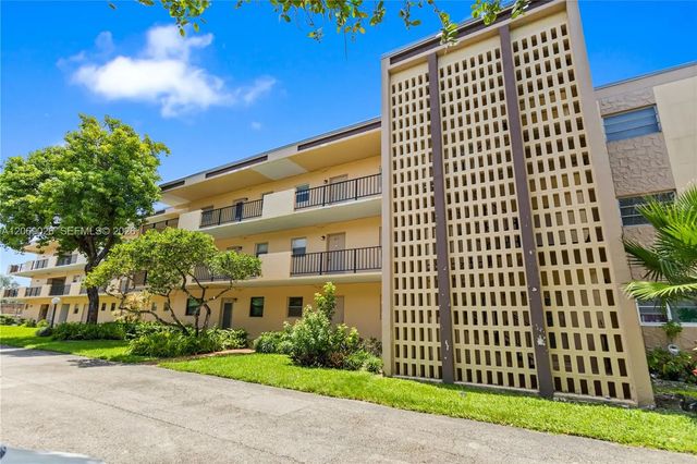 2 of 47 - 201 Berkley Road #309, Hollywood, FL