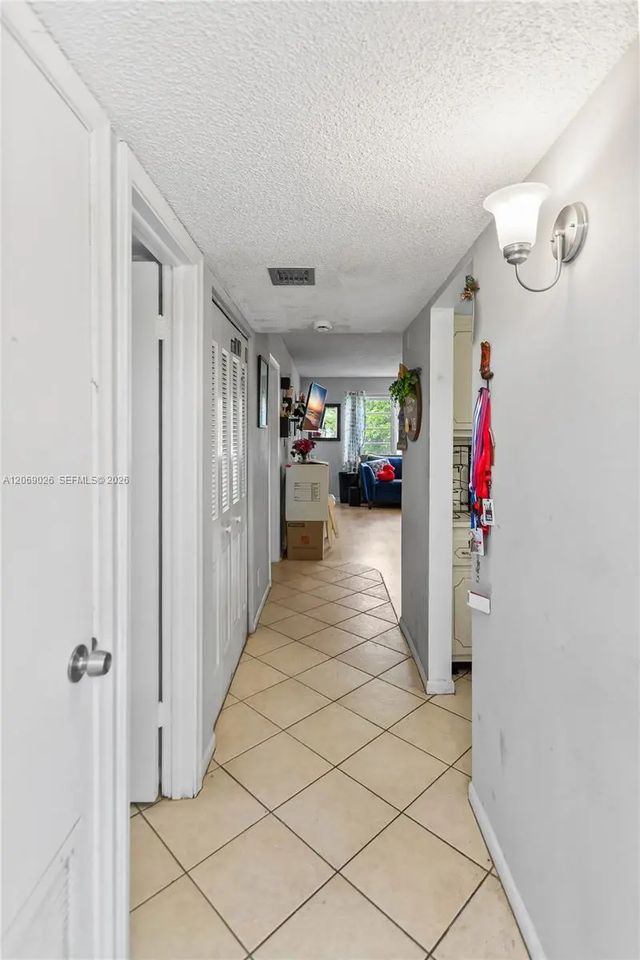5 of 47 - 201 Berkley Road #309, Hollywood, FL