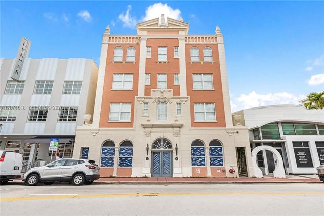 727 Collins Avenue, 