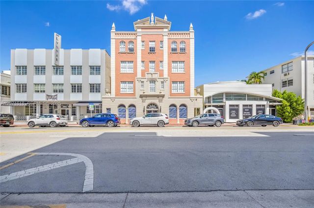 4 of 29 - 727 Collins Avenue, , FL