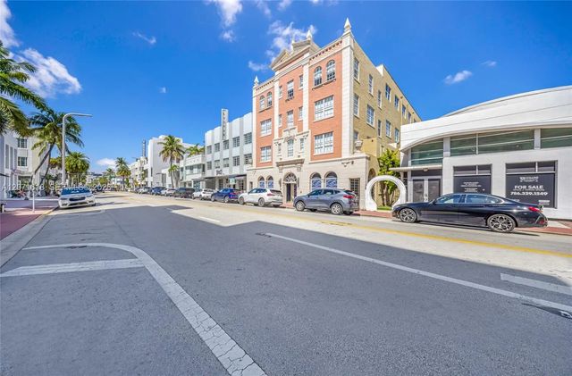 5 of 29 - 727 Collins Avenue, , FL