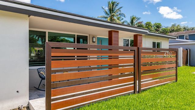 3 of 48 - 4730 Sw 42nd Terrace, Dania Beach, FL