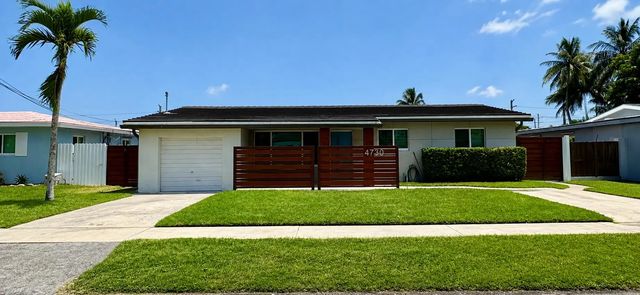 5 of 48 - 4730 Sw 42nd Terrace, Dania Beach, FL