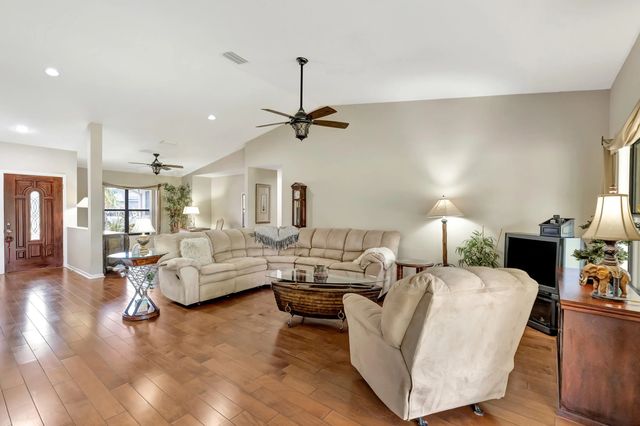 5 of 76 - 108 Lexington Drive, Royal Palm Beach, FL