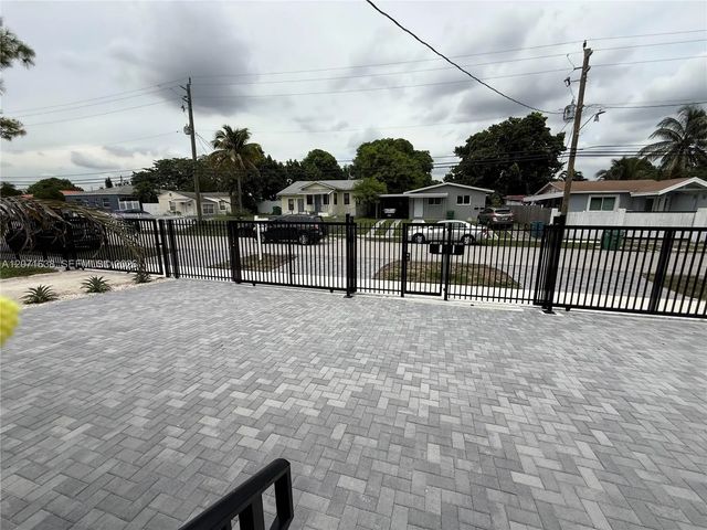 3 of 27 - 1256 Ne 110th Terrace, Miami, FL