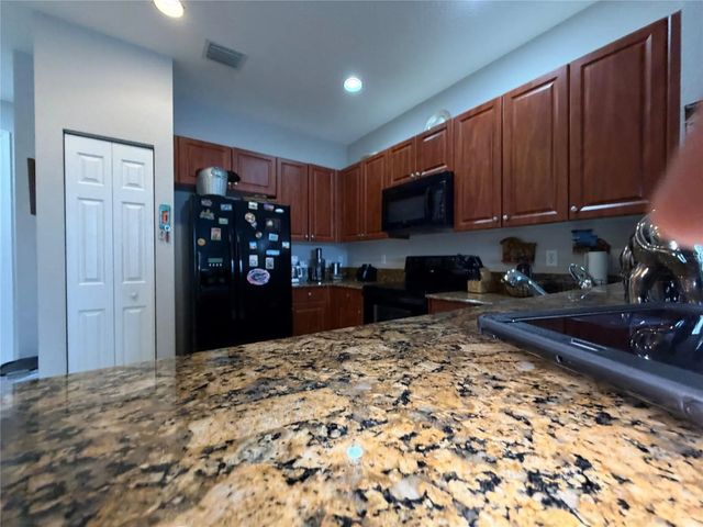 2 of 32 - 1421 Nw 34th Way #1421, Lauderhill, FL