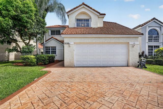 2 of 41 - 2638 Oak Park Circle, Davie, FL