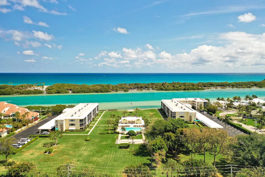 100 Waterway Road, Jupiter
